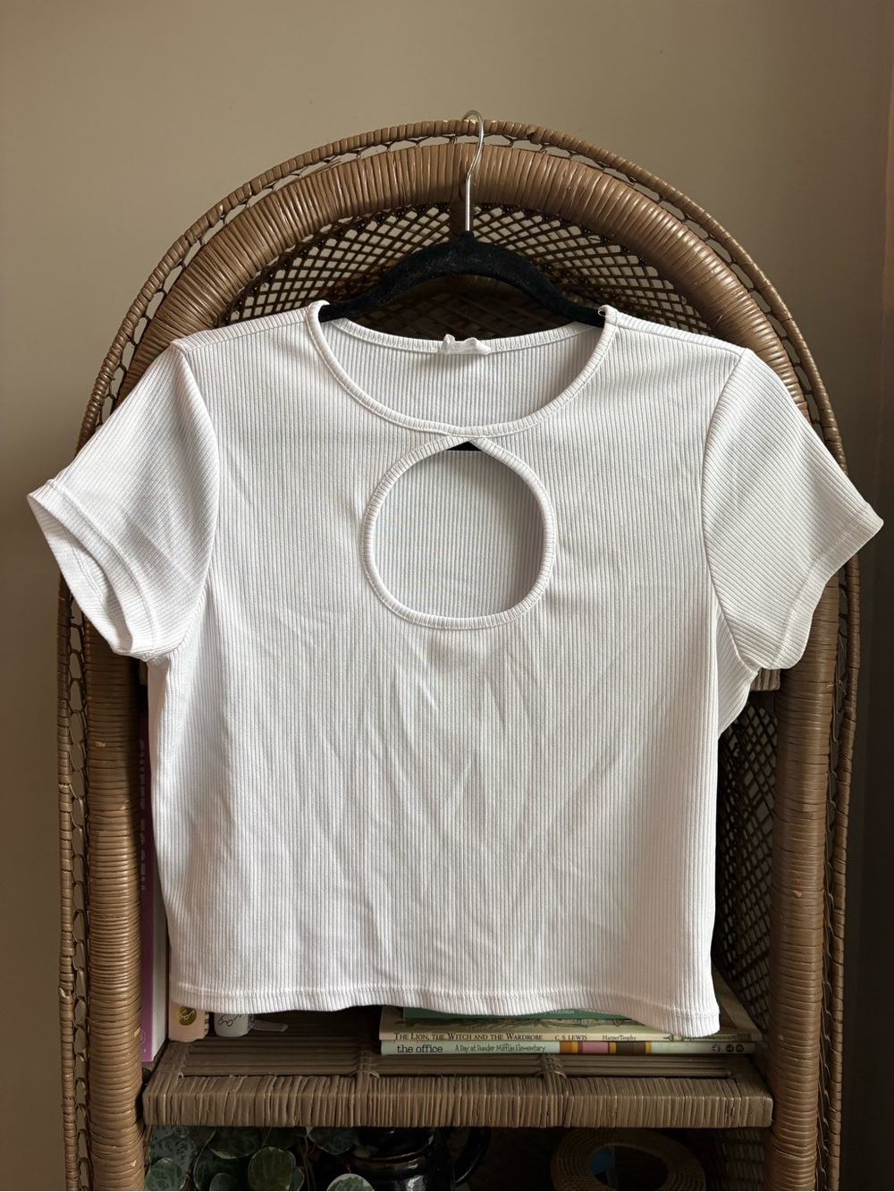 White Ribbed Tee with Front Keyhole